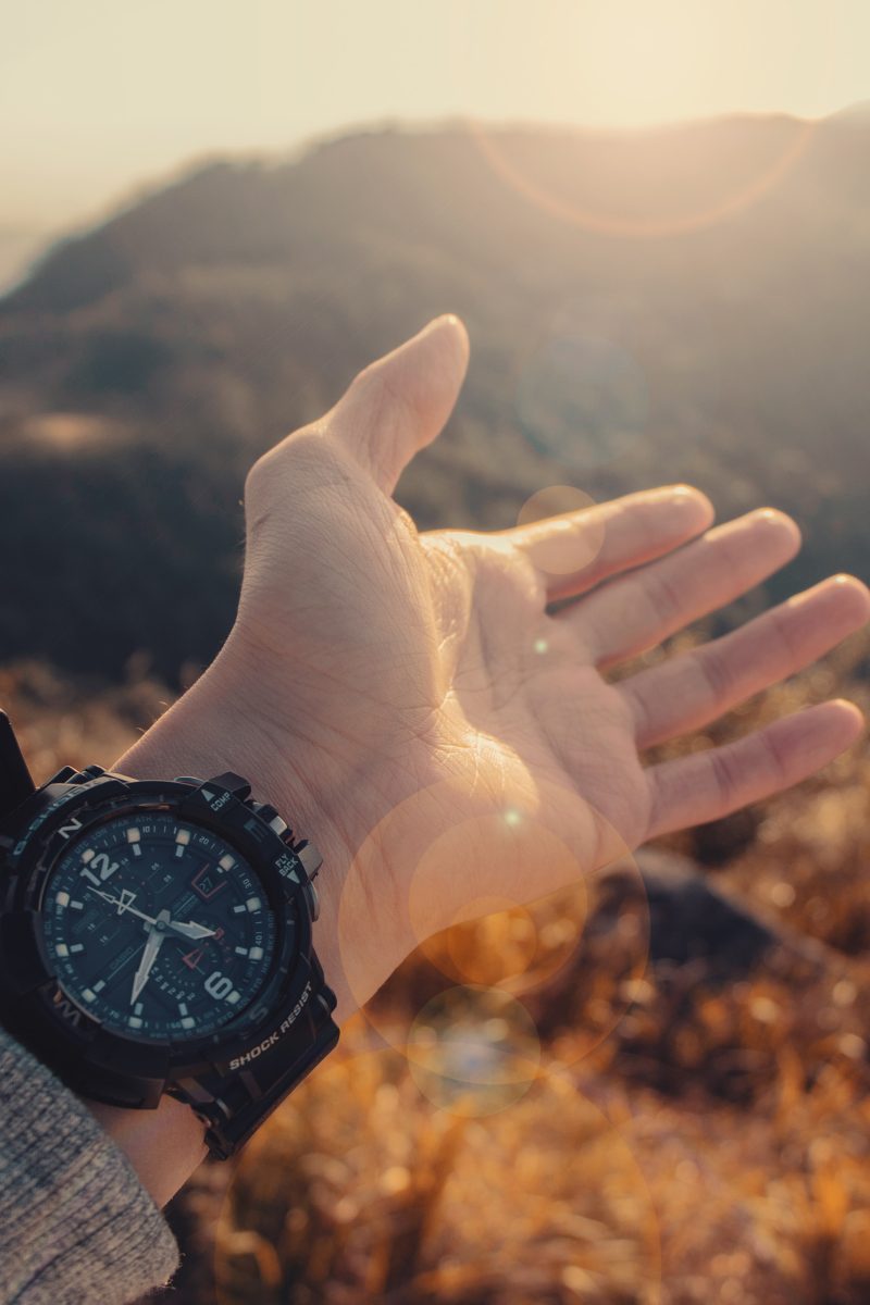 Best hiking watches under 100