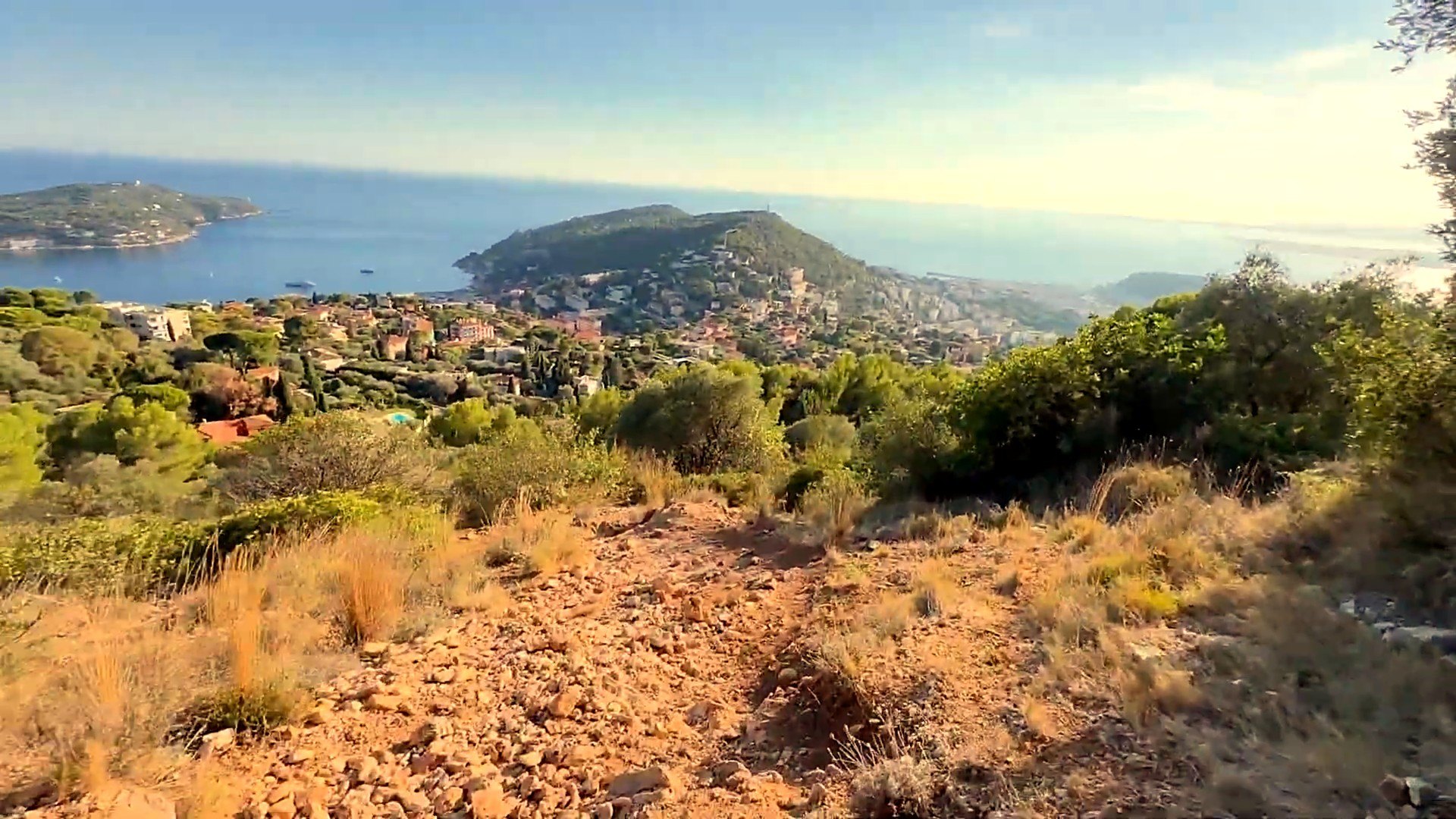 The trail above the coast where I did my hill repeats
